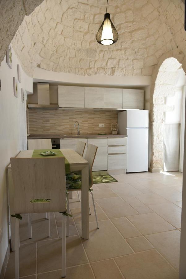Trulli Dal Sole Alla Luna Villa Martina Franca Eksteriør billede