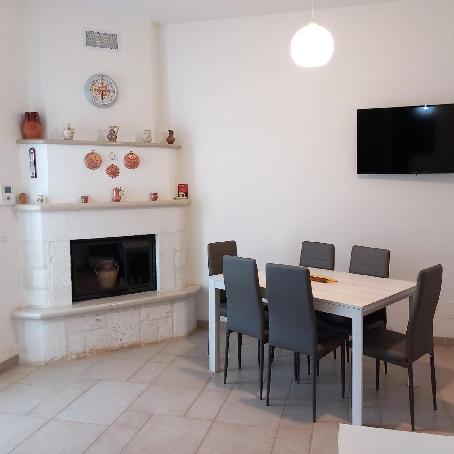 Trulli Dal Sole Alla Luna Villa Martina Franca Eksteriør billede